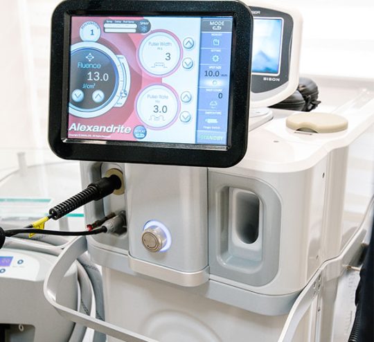 αλεξανδρίτης bison