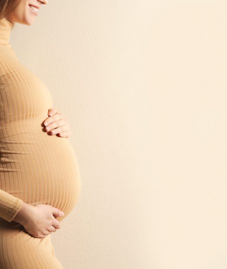 eizer-kai-egkumosuni